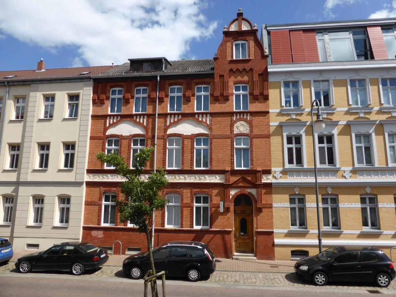 Stadtvilla Dessau Exterior photo
